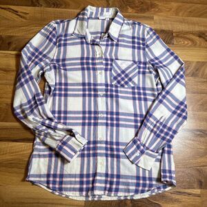 Gap Women's‎ Light Weight Flannel Pink Purple Plaid Long Sleeve Size Small NWT